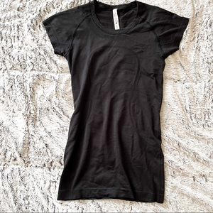Lululemon Swiftly Tech Short Sleeve Crew (4) | Black